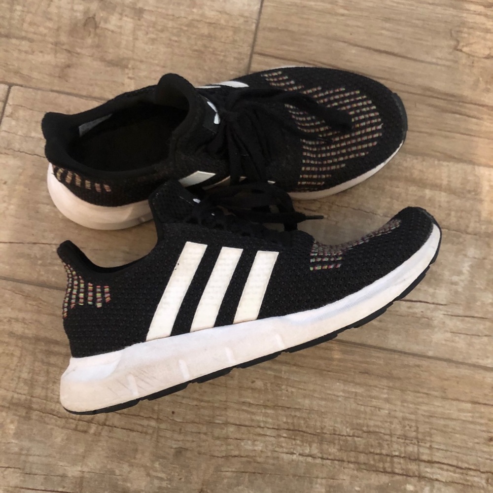 Adidas Swift Run Cloud
